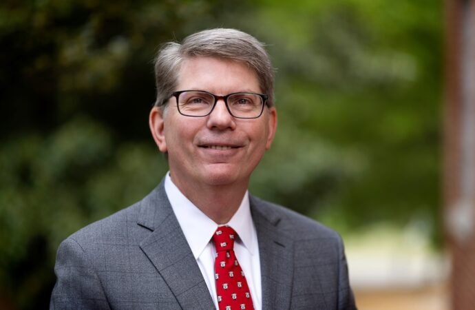 Davidson College President: Is college worth it? Take a look at a new answer | Fortune