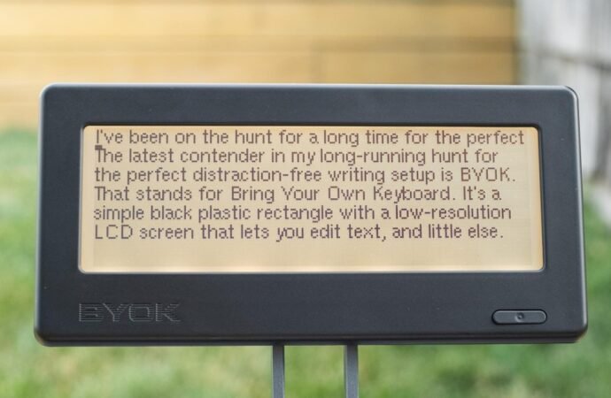 Distraction-free writing gadget BYOK is adding custom extensions