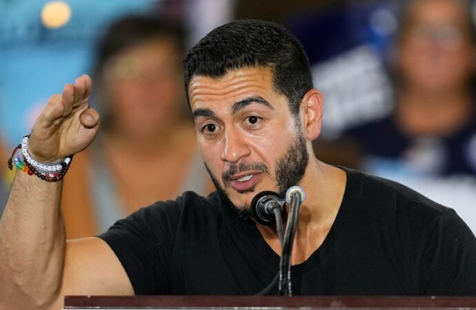 El-Sayed spoke with Obama as Michigan Democrats look to unite after a bitter Senate primary