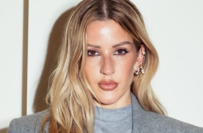 Ellie Goulding Sues Former Managers Over Live Nation Deal