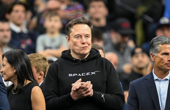 Elon Musk says SpaceX data centers will crush competitors because its rocket scientists are like the Yankees ‘playing a little league team’ | Fortune