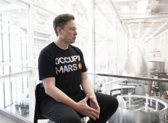 Elon Musk’s fortune slumps to pre-SpaceX IPO levels after rout | Fortune