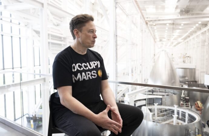 Elon Musk’s fortune slumps to pre-SpaceX IPO levels after rout | Fortune