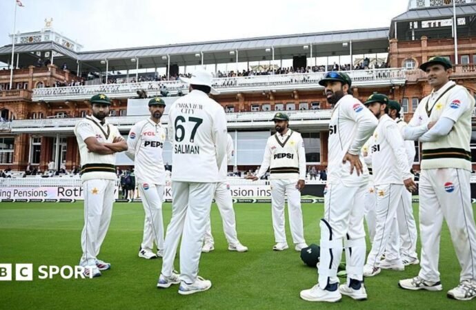 England v Pakistan: Tourists drop seven players, call up seven and release coach Sarfaraz Ahmed