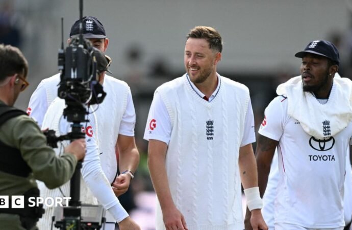 England vs Pakistan: Archer, Robinson, Tongue and Atkinson impress and ‘could trouble Australia’