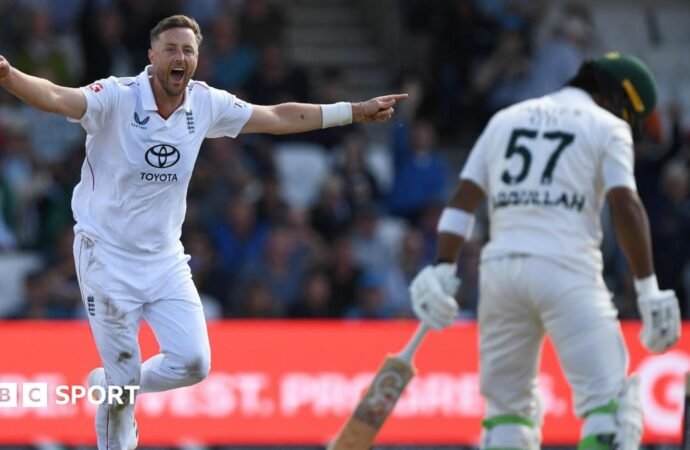 England vs Pakistan: Joe Root era given ideal start by Ollie Robinson and Josh Tongue