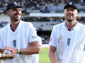 England vs Pakistan: Robinson, Tongue & Cox give hosts hope for brighter future