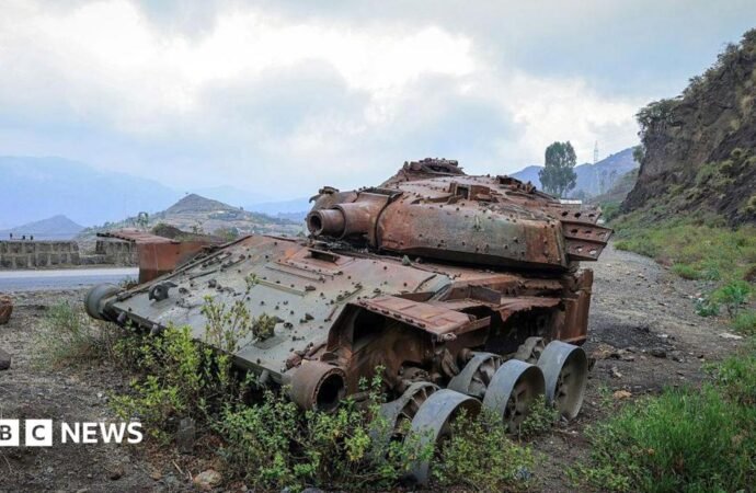 Ethiopia-Tigray: Hundreds flee fighting in northern Ethiopia as fears rise of return to civil war