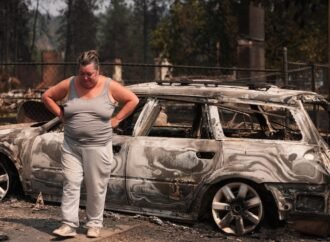 Firefighters get a handle on Spokane wildfires as tens of thousands remain evacuated