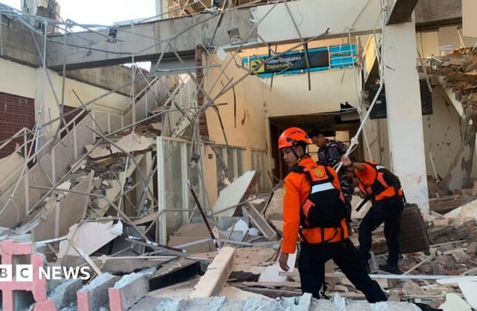 Five dead after 7.7 magnitude Indonesia earthquake