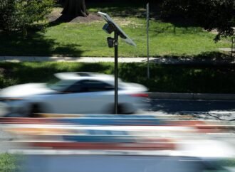 Flock is going from the center of the surveillance debate to bipartisan target in record time | Fortune