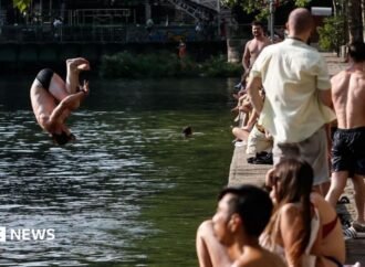 France links rise in drownings to prolonged heatwaves