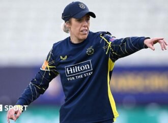 Georgia Adams: Hampshire women’s captain signs new deal
