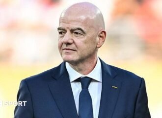Gianni Infantino: Fifa criticises campaign to oust president