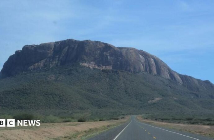 Helicopter crashes at Mount Ololokwe in Kenya, killing six people