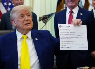Here’s how Trump has zig zagged with on-again, off-again strikes throughout the Iran war | Fortune