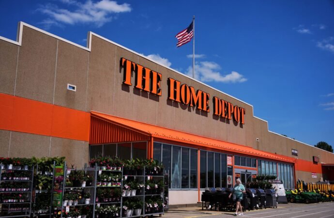 Home Depot rides America’s housing affordability problem to sales increase on home DIY projects | Fortune