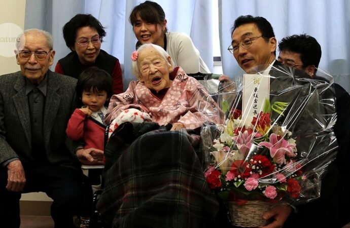 How do people live beyond 110? Abundance of cancer-killing cells might be key