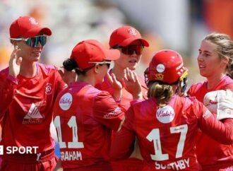 Hundred: Heather Graham praises Welsh Fire youngsters after Sophie Devine blow