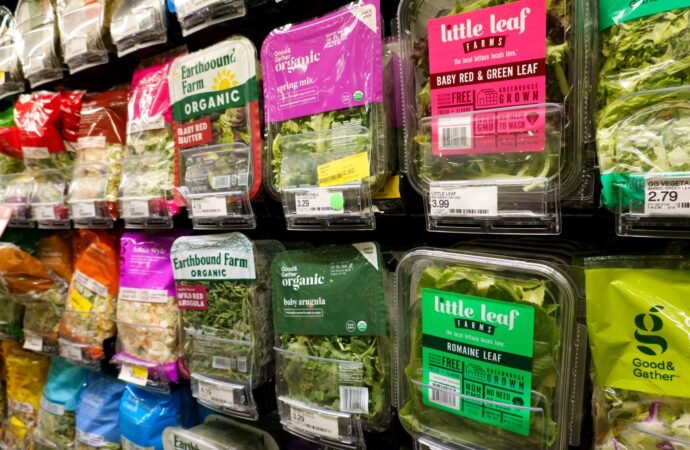 Iceberg lettuce link to parasitic illness spreads to 15 states, officials say | Fortune