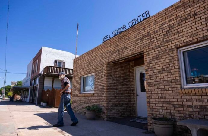 In Nebraska, Americans begin to lose Medicaid under Trump’s work rules