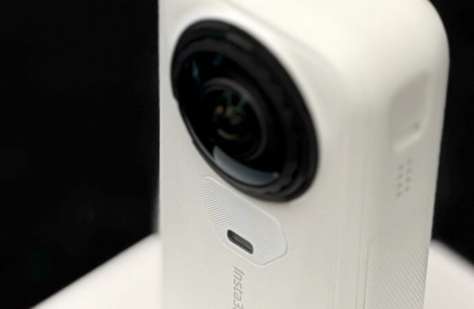 Insta360 wants its latest 360-degree action cam to be your “cameraman of the future”