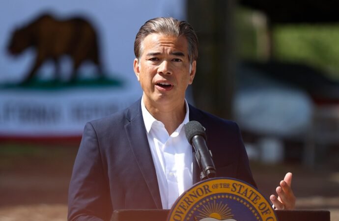 Iowa Attorney General Says She’s Taking California to the Supreme Court Over Paramount-Warner Bros. Lawsuit