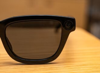 Is It Possible to Make Smart Glasses That Aren’t Creepy?