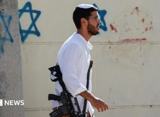 Israel re-establishes closed West Bank settlement, defying growing international protests