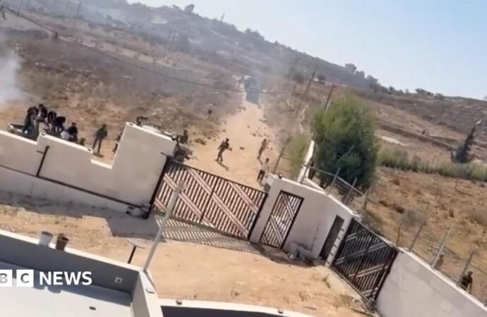 Israeli settlers besieging Palestinian families in West Bank village