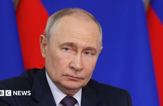 Japan protests against Putin visit to disputed Kuril islands