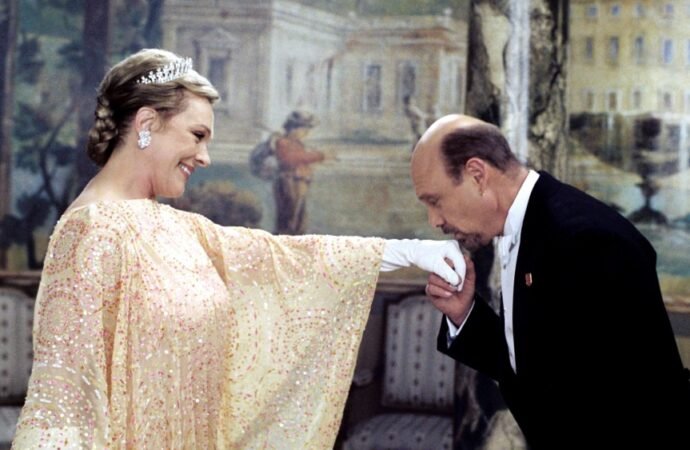 Julie Andrews Turned Down ‘Princess Diaries 3’ Offer Because ‘I Think I’m Retired’ From On-Screen Acting: ‘They Asked Me All Last Year’ If I’d Return