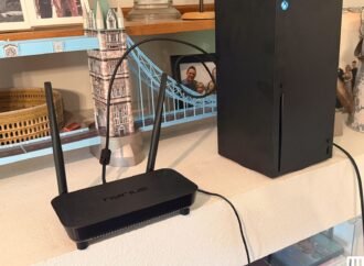 Make Cord Clutter a Thing of the Past With This Powerful Wireless HDMI Streamer