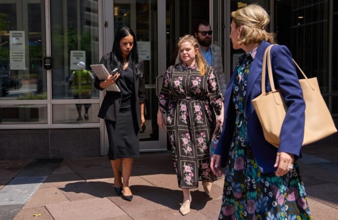 Man who killed top Minnesota lawmaker and her husband makes first state court appearance