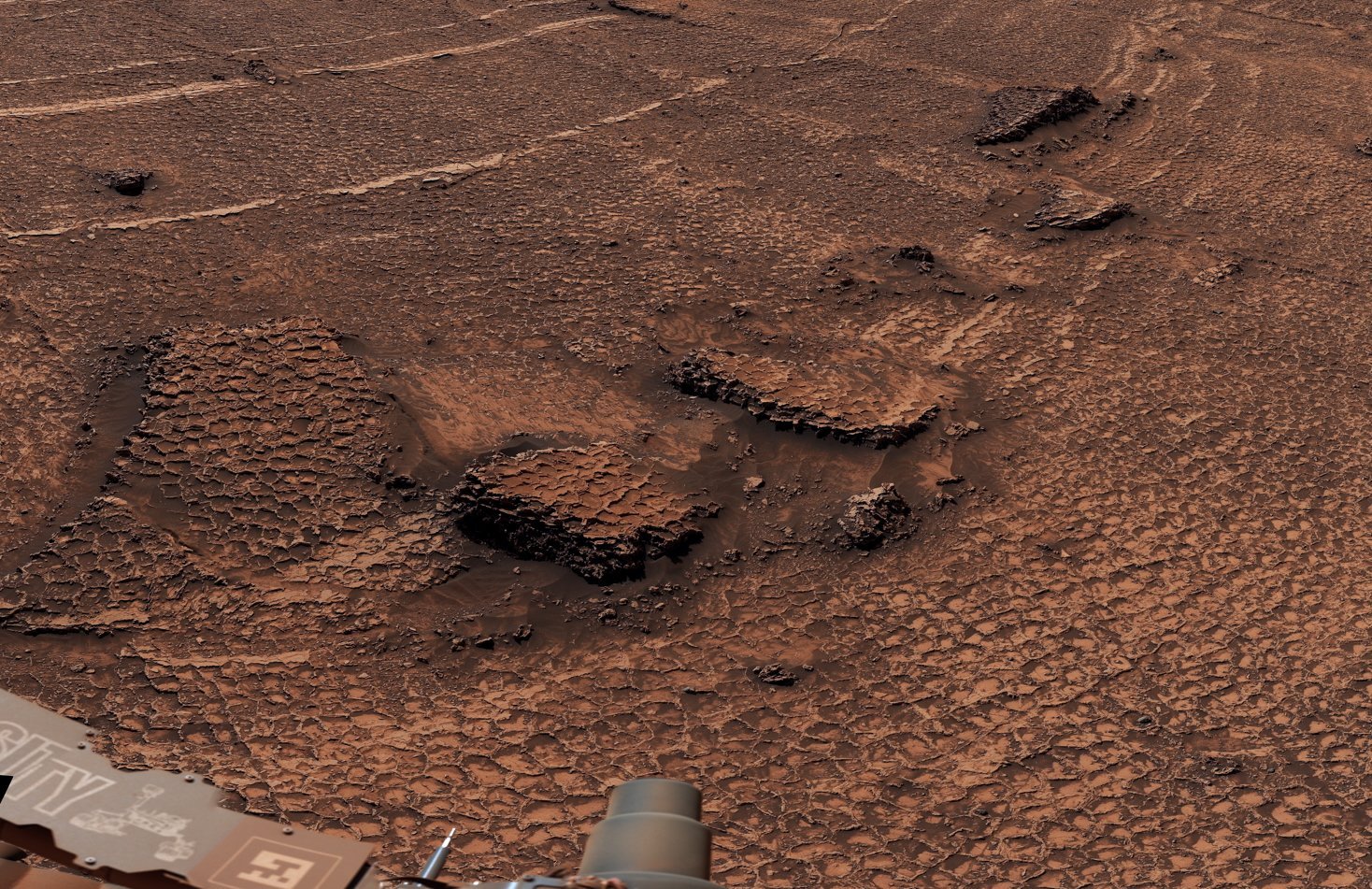 Photograph of polygonal fractures on Martian surface taken by NASA Curiosity rover
