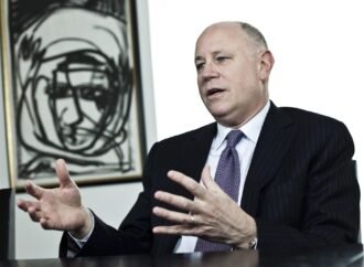 Meet the self-made billionaire who bought a nearly bankrupt company off Warren Buffett for $1,000 and turned it into a $85 billion giant | Fortune