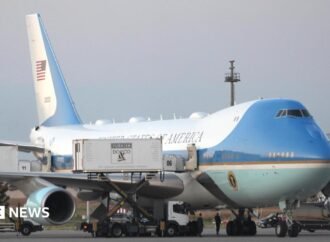 Members of Trump’s cabinet remained on decoy plane, after Trump’s quiet exit