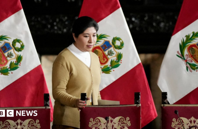 Mexico and Peru restore diplomatic relations after asylum row