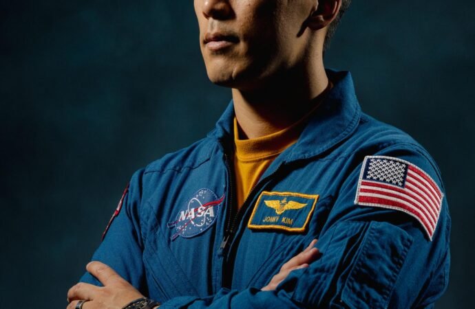 NASA Astronaut Jonny Kim Departs Agency to Continue Military Service – NASA