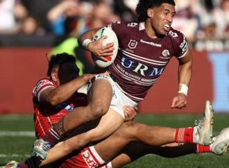 NRL LIVE updates: Sea Eagles take on Dolphins, Bulldogs face Souths as finals race heats up