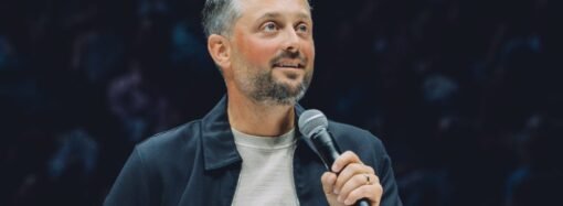 Nate Bargatze Sets Guinness World Record for Most Tickets Sold for a Stand-Up Comedy Tour (EXCLUSIVE)