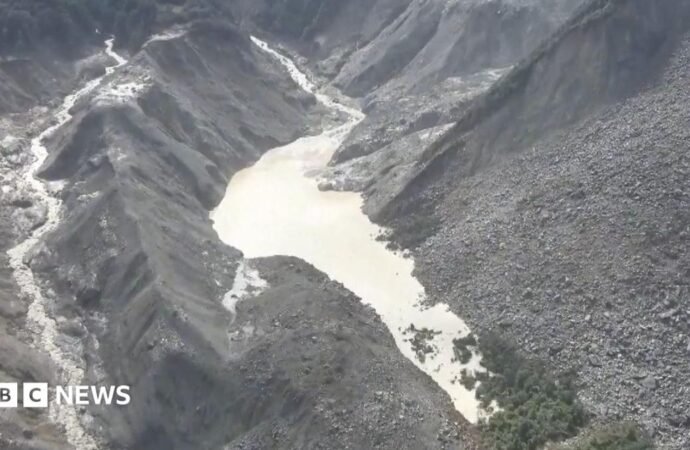 Nepal-Tibet floods: ‘High risk’ of lake breaching and causing second flood, warns China