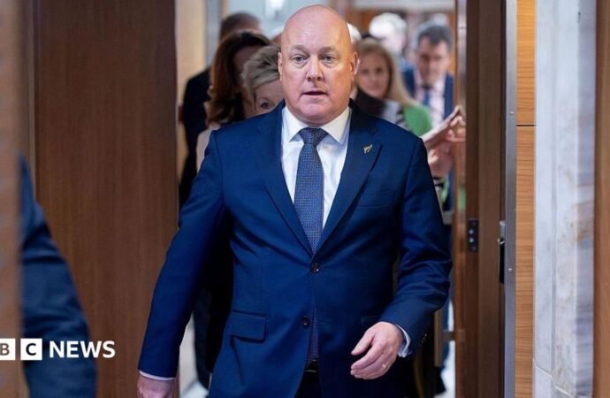 New Zealand PM survives second leadership challenge ahead of election