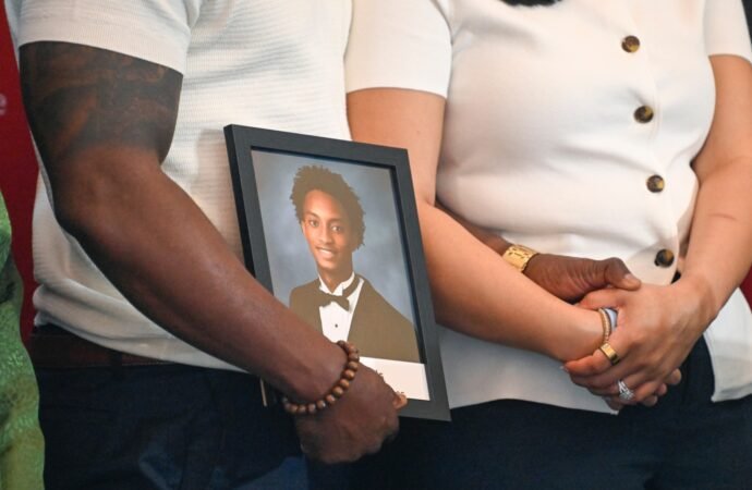 Nolan Wells investigation: 3 charged with threatening judge, witness and officials