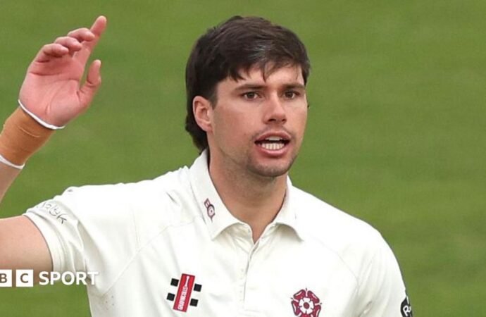 Northants all-rounder Justin Broad signs contract extension