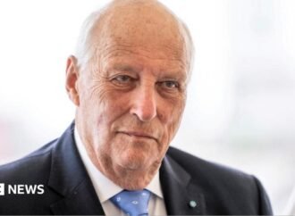 Norway’s King Harald admitted to hospital and put on sick leave