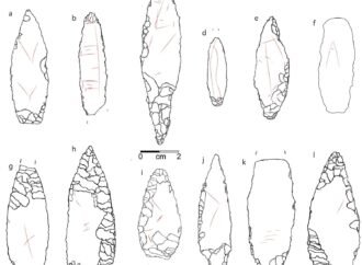 Oddly etched Neolithic arrowheads baffle archaeologists in Turkey