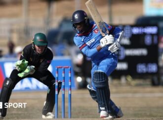 One-Day Cup: Middlesex advance as teams head to tense group stage finale