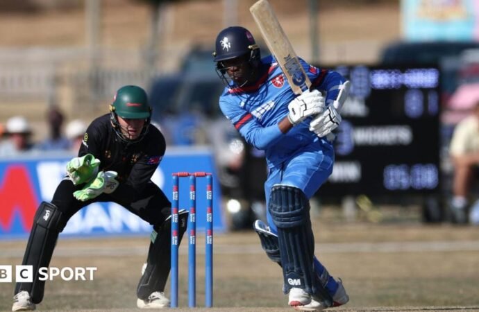 One-Day Cup: Middlesex advance as teams head to tense group stage finale