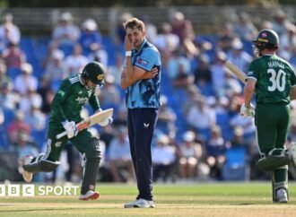 One-Day Cup: Nottinghamshire and Durham reach semi-finals